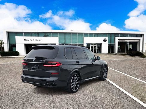 Used 2023 BMW X7 M60i w/ Executive Package image 8
