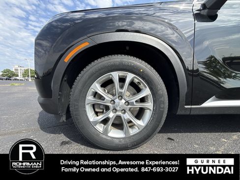 Used 2021 Hyundai Palisade SE AWD/4WD image 12