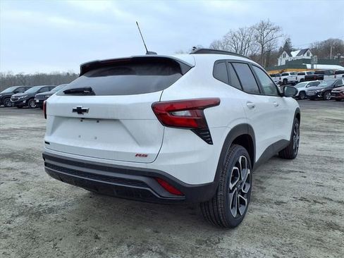 New 2026 Chevrolet Trax RS w/ Driver Confidence Package image 6