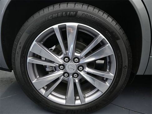 Used 2025 Cadillac XT6 Premium Luxury image 9