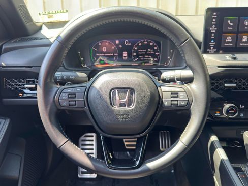 Used 2023 Honda Accord Sport image 18