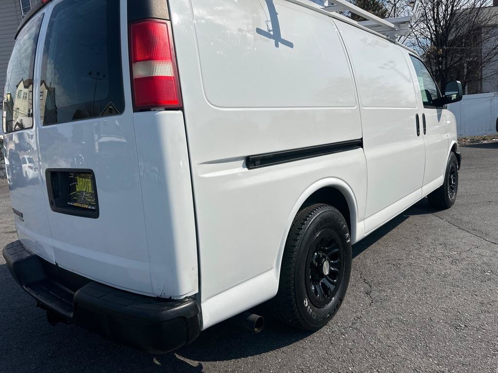 Used 2011 Chevrolet Express 1500 AWD w/ Power Package image 5