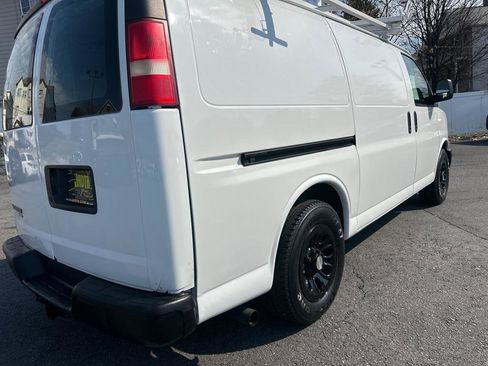 Used 2011 Chevrolet Express 1500 AWD w/ Power Package image 5