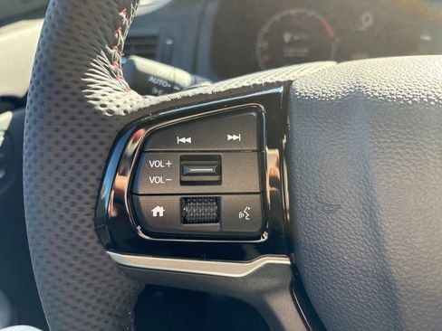 New 2026 Honda Ridgeline Black Edition image 16