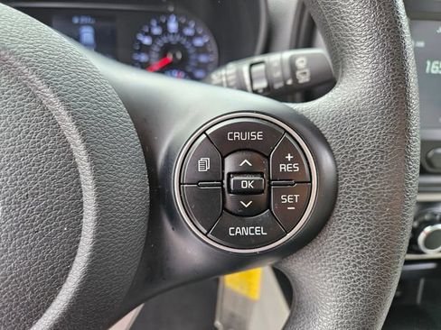 Used 2020 Kia Soul LX FWD image 24