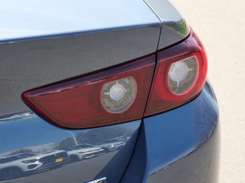 Used 2024 MAZDA MAZDA3 s AWD/4WD image 17