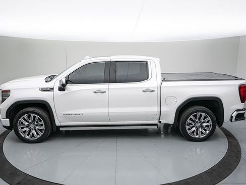 Used 2024 GMC Sierra 1500 Denali w/ Denali Reserve Package AWD/4WD image 9