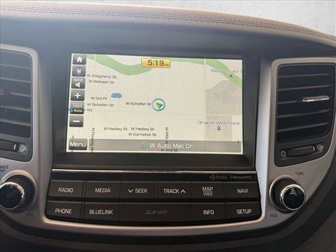 Used 2016 Hyundai Tucson Limited w/ Option Group 03 FWD image 12