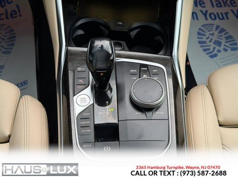 Used 2021 BMW 330i xDrive Sedan w/ Premium Package AWD/4WD image 22