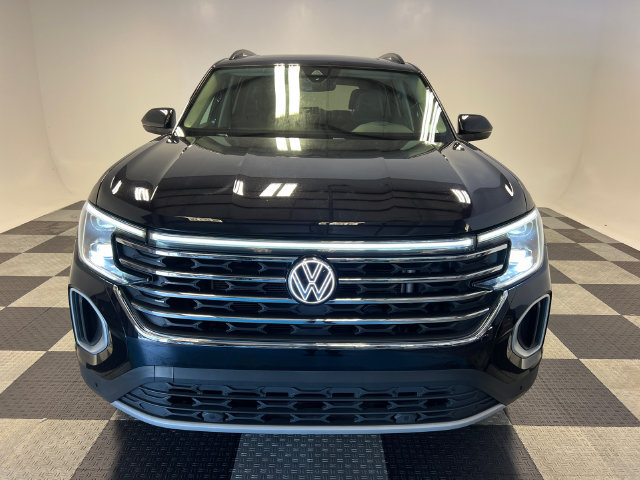 Certified 2024 Volkswagen Atlas SE FWD image 2