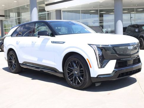 Used 2026 Cadillac Escalade IQ Sport 1 w/ LPO, ONYX Package AWD/4WD image 8
