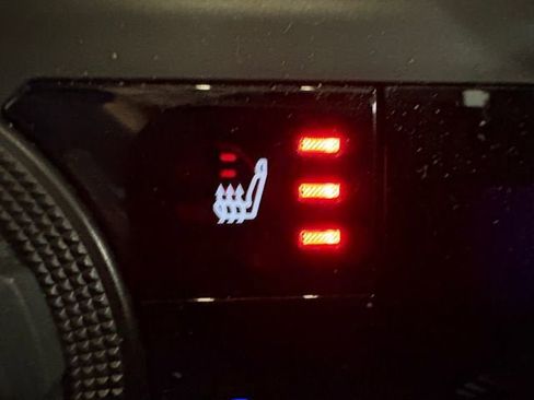 Certified 2025 Toyota Tacoma TRD Off-Road w/ TRD Off Road Upgrade Package AWD/4WD image 11