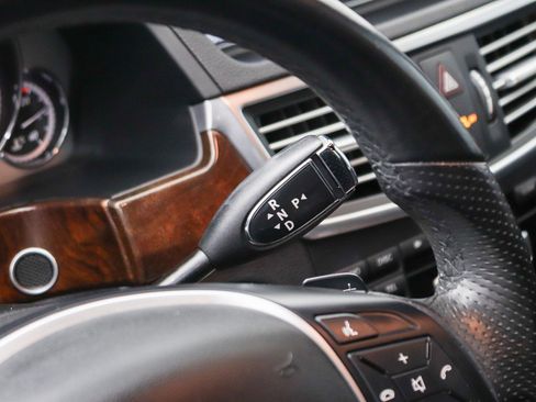 Used 2013 Mercedes-Benz E 350 Sedan image 24