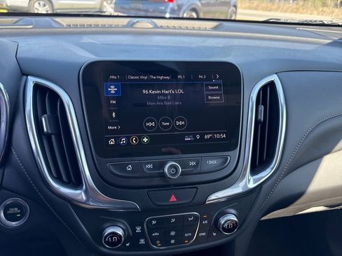 Used 2020 Chevrolet Equinox Premier image 15