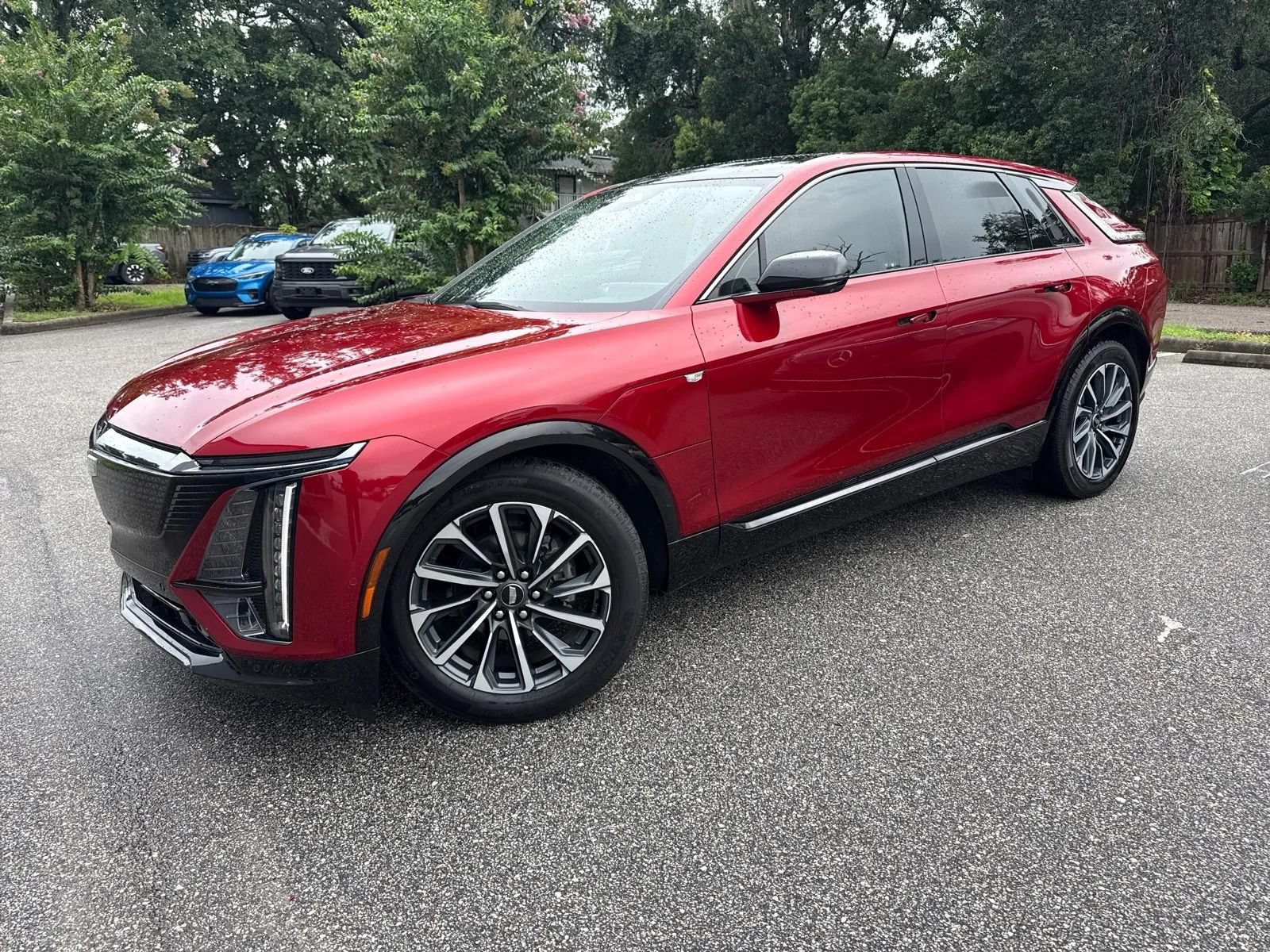 Used 2024 Cadillac Lyriq Sport RWD image 3