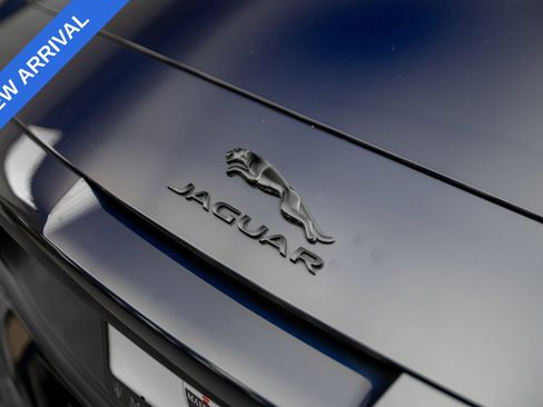 Used 2021 Jaguar F-TYPE Convertible RWD image 36