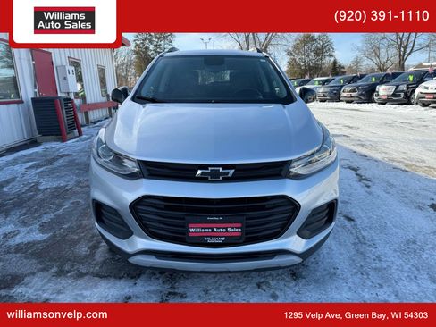 Used 2019 Chevrolet Trax LT w/ Redline Edition image 8