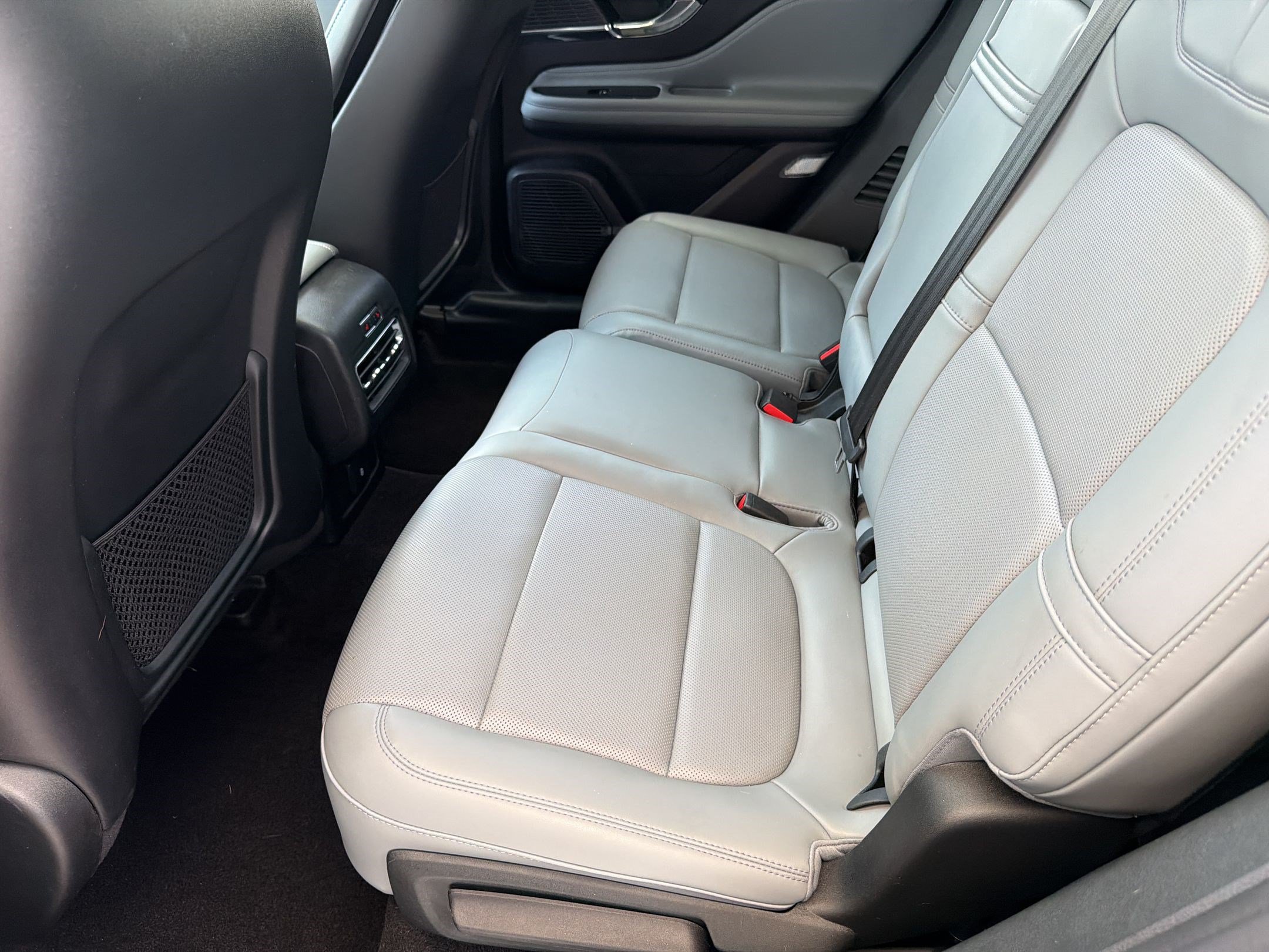 Used 2022 Lincoln Corsair AWD w/ Premium Package image 23