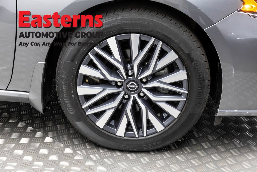 Used 2023 Nissan Altima 2.5 SV w/ SV Premium Package FWD image 33