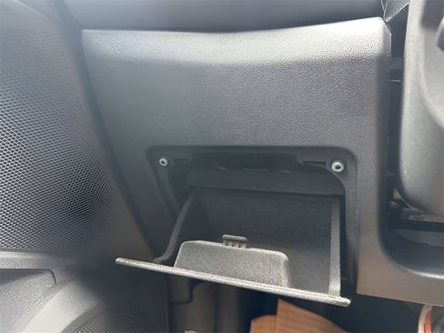 New 2025 Audi Q5 Premium Plus image 52