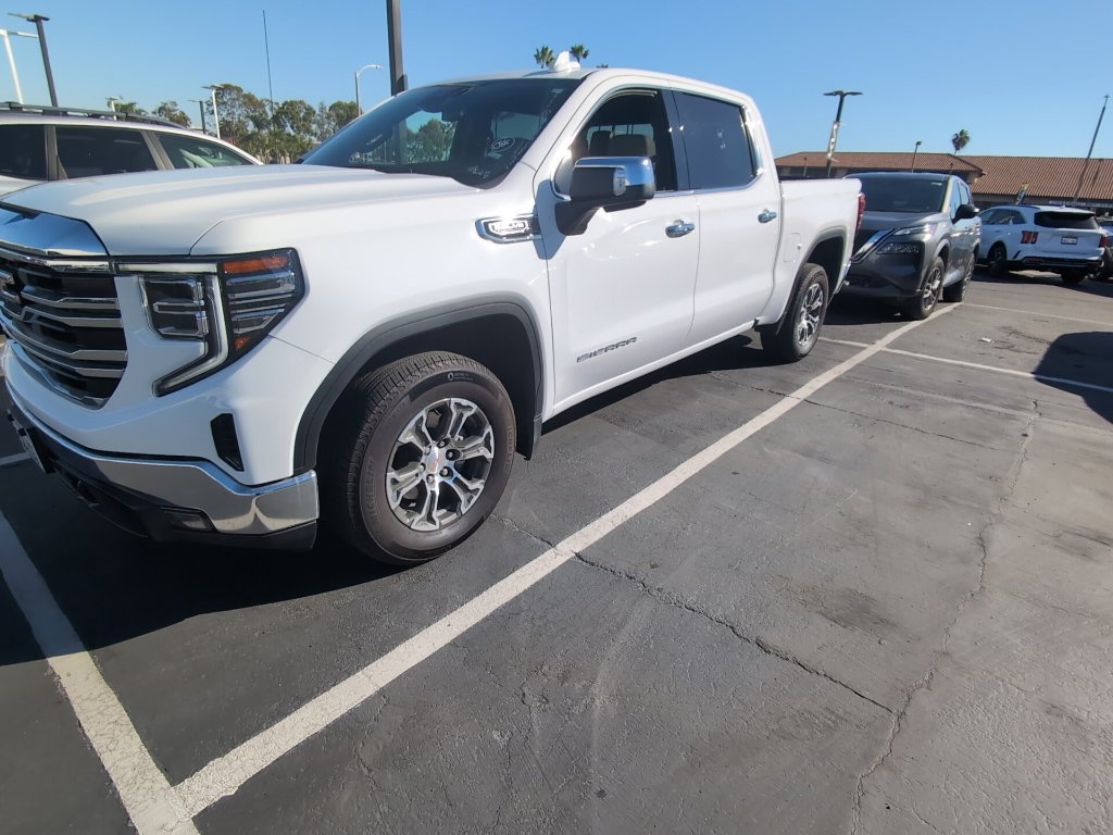 Used 2026 GMC Sierra 1500 SLT RWD image 5