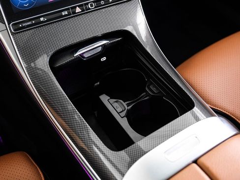 Used 2022 Mercedes-Benz C 300 Sedan image 25