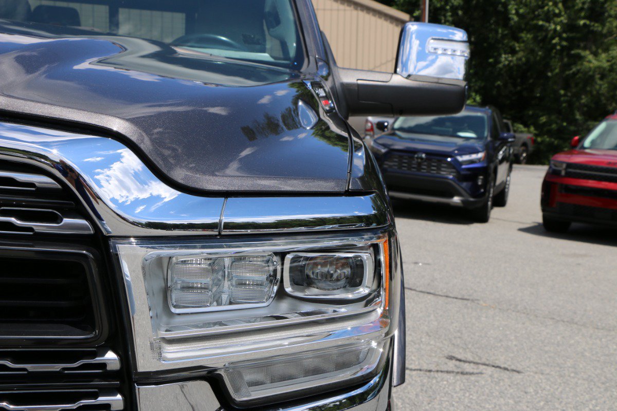 Used 2023 RAM 2500 Limited AWD/4WD image 13