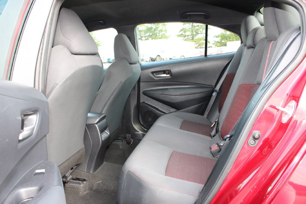 Used 2025 Toyota Corolla SE FWD image 9
