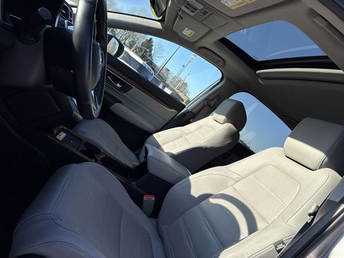 Used 2022 Honda CR-V Touring image 32