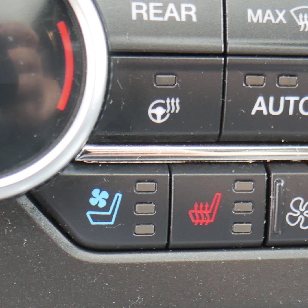 Used 2021 Ford Expedition Max Limited AWD/4WD image 37