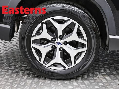 Used 2022 Subaru Forester Premium AWD/4WD image 33