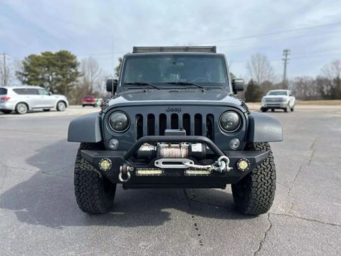 Used 2017 Jeep Wrangler Unlimited Sport w/ Connectivity Group image 7