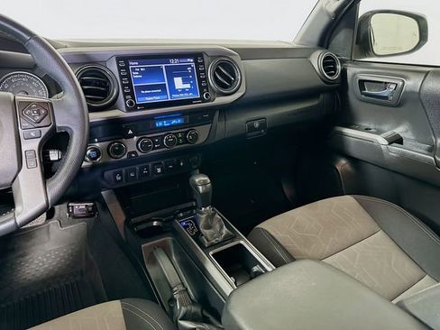 Certified 2022 Toyota Tacoma TRD Sport image 23