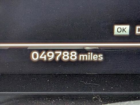 Used 2023 Mitsubishi Outlander SEL image 11