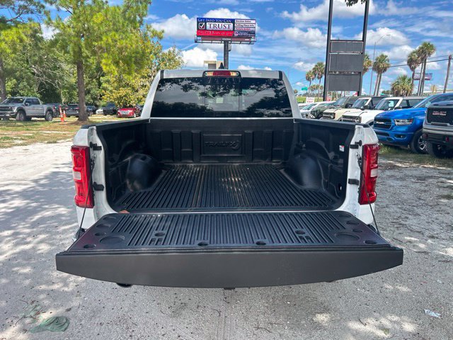 Used 2026 RAM 1500 Laramie AWD/4WD image 7