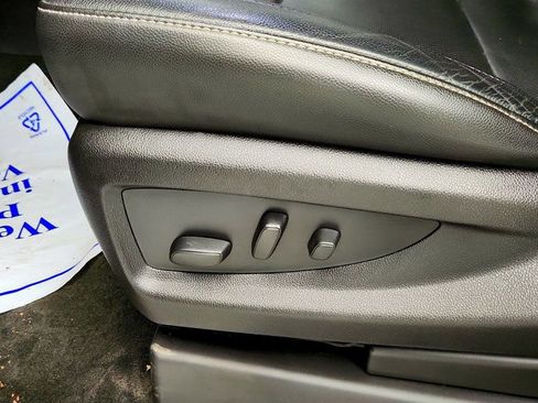 Used 2018 Chevrolet Silverado 1500 LTZ Z71 w/ LTZ Plus Package AWD/4WD image 11