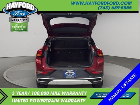 Used 2022 Buick Encore GX Preferred w/ Cold Weather Comfort Package AWD/4WD image 20