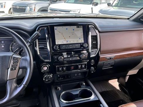 Used 2022 Nissan Titan Platinum Reserve w/ Moonroof Package AWD/4WD image 9
