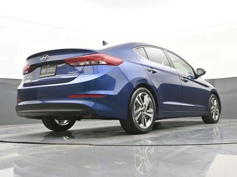 Used 2017 Hyundai Elantra Limited w/ Limited Tech Package 04 image 42