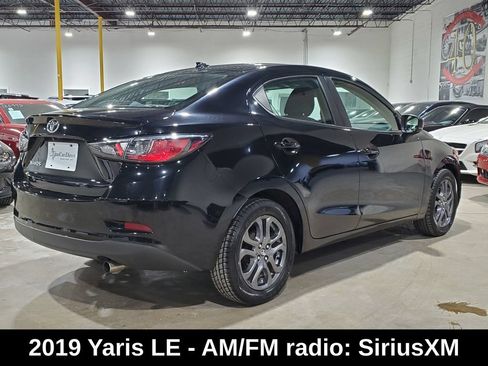 Used 2019 Toyota Yaris LE FWD image 9