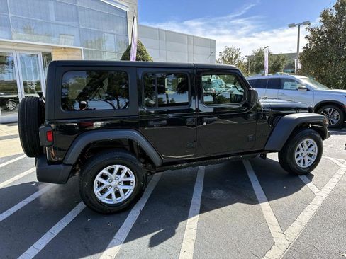 Used 2023 Jeep Wrangler Sport S image 2