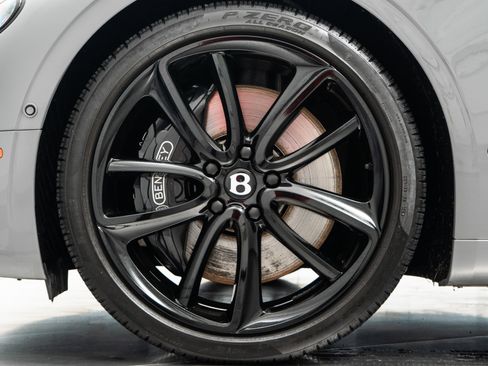 Used 2024 Bentley Continental GT V8 image 10