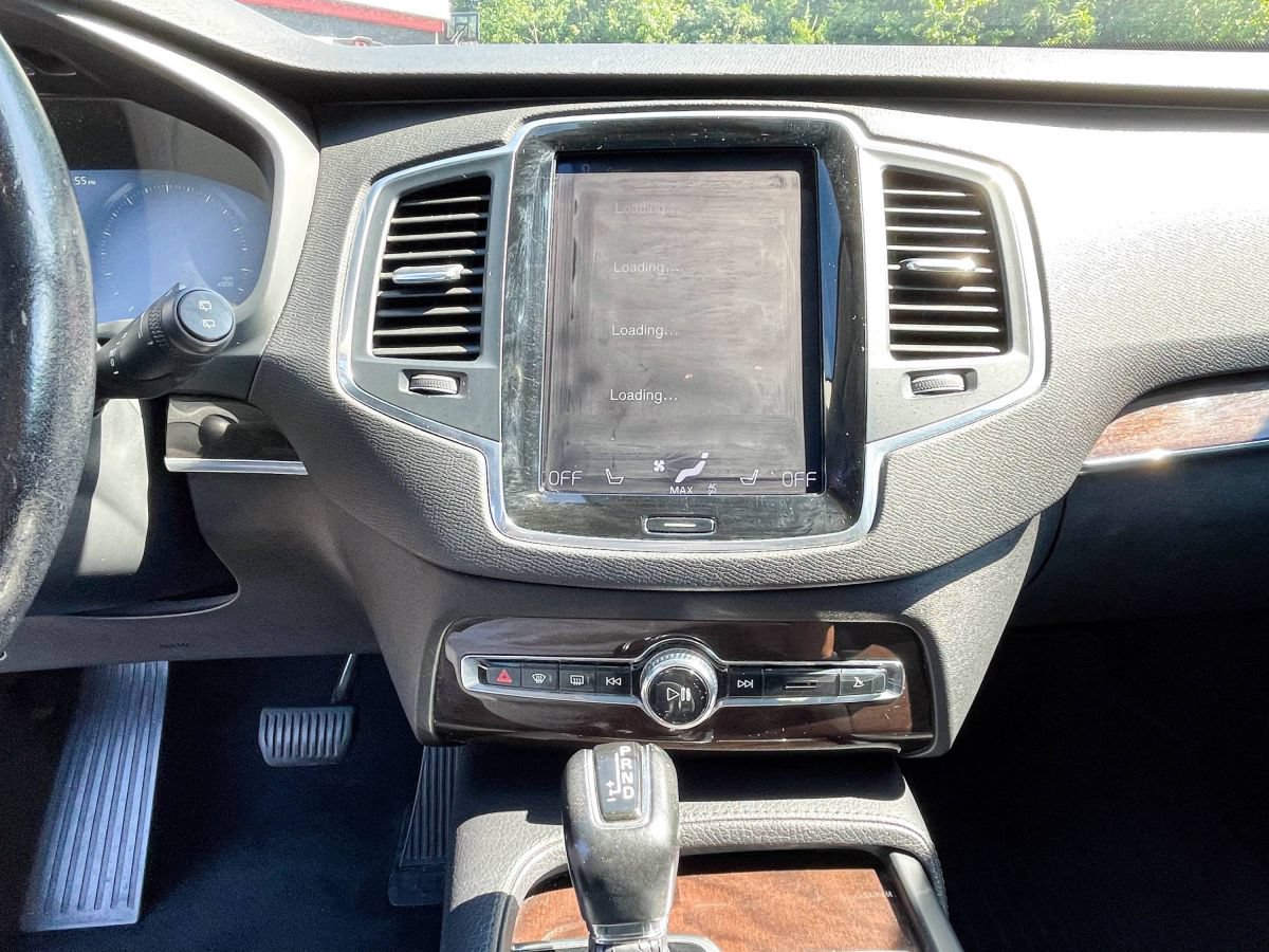 Used 2019 Volvo XC90 T6 Momentum w/ Advanced Package AWD/4WD image 12