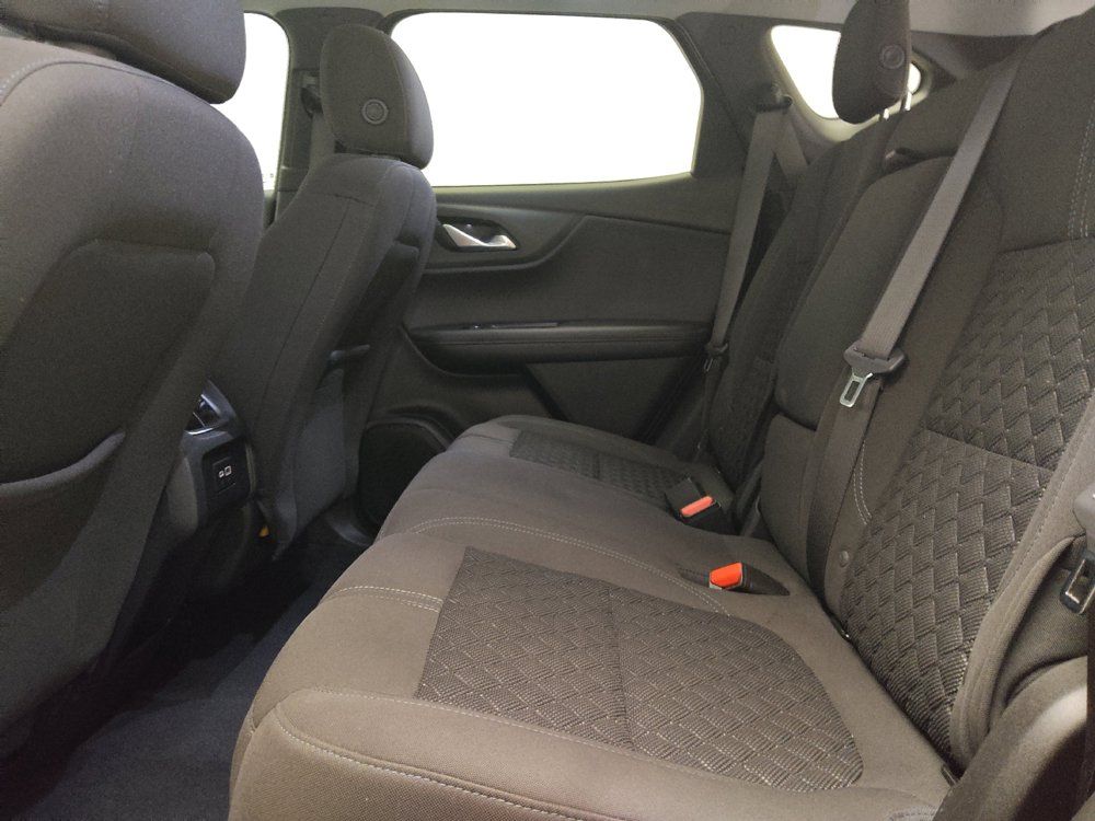 Used 2020 Chevrolet Blazer LT FWD image 18