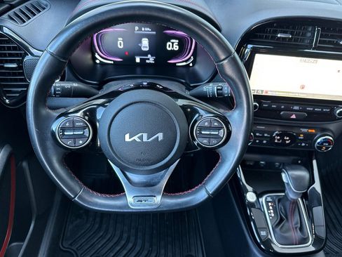 Used 2023 Kia Soul GT-Line FWD image 15