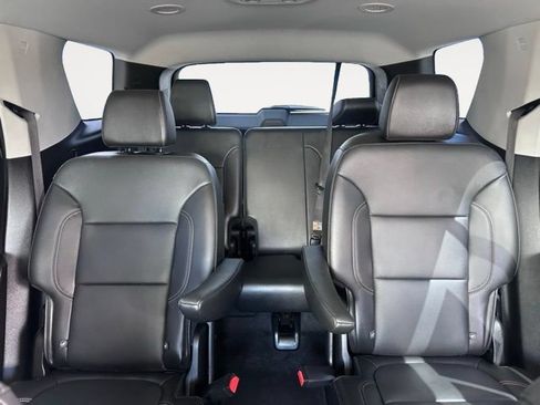 Used 2020 Chevrolet Traverse Premier w/ LPO, Floor Liner Package FWD image 22