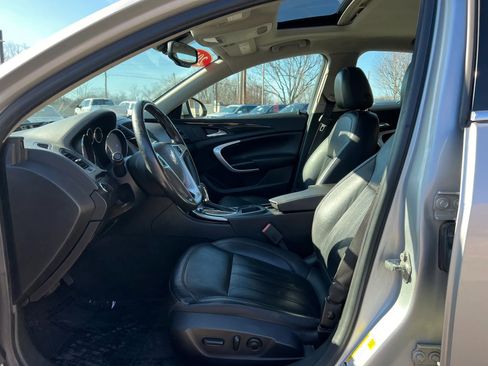 Used 2012 Buick Regal Leather image 17