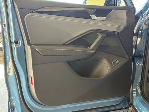 New 2026 Volkswagen Tiguan SE R-Line image 19