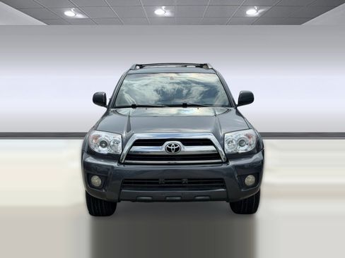 Used 2007 Toyota 4Runner SR5 RWD image 5