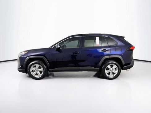 Certified 2022 Toyota RAV4 XLE w/ Convenience Package FWD image 12